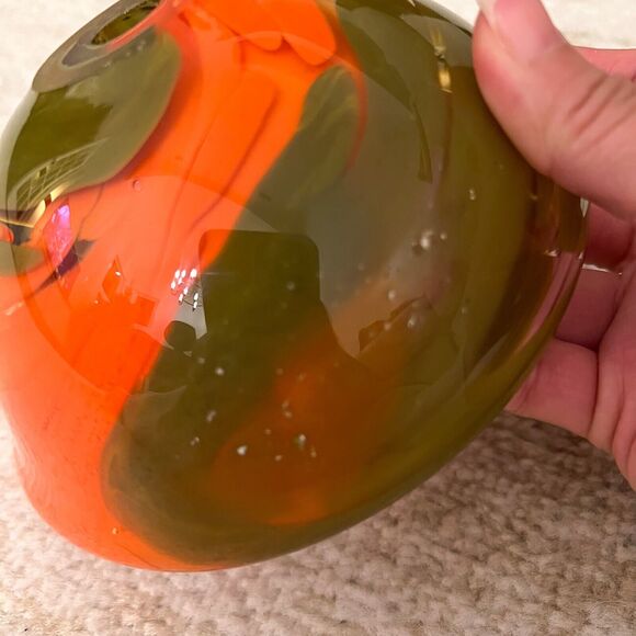 Vintage 6in Blown Art Glass Bowl Orange Green Swirl Rounded Edges Handmade - Picture 6 of 6